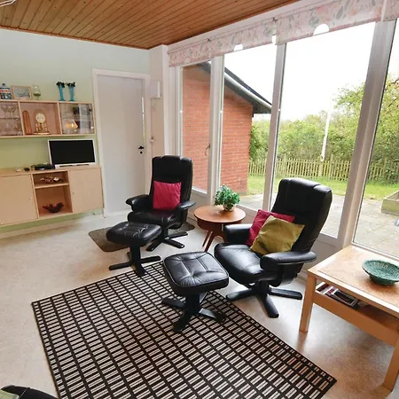 Three-bedroom In Sydals